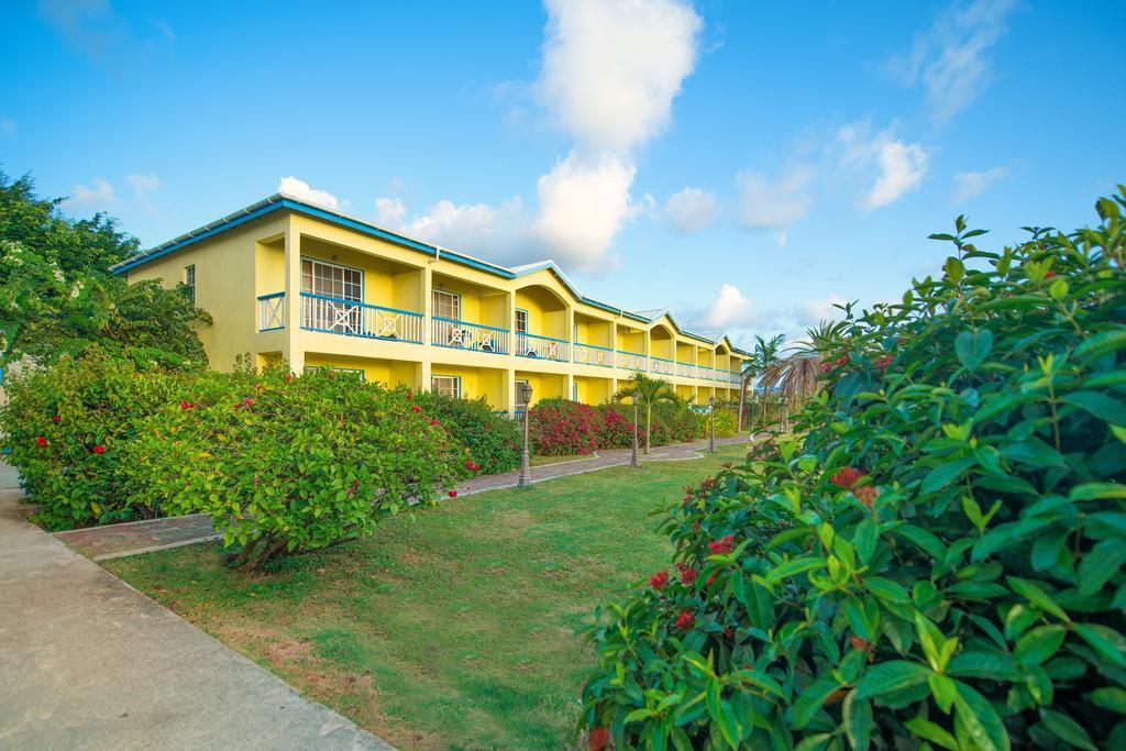 Dickenson Bay Anchorage Inn מראה חיצוני תמונה