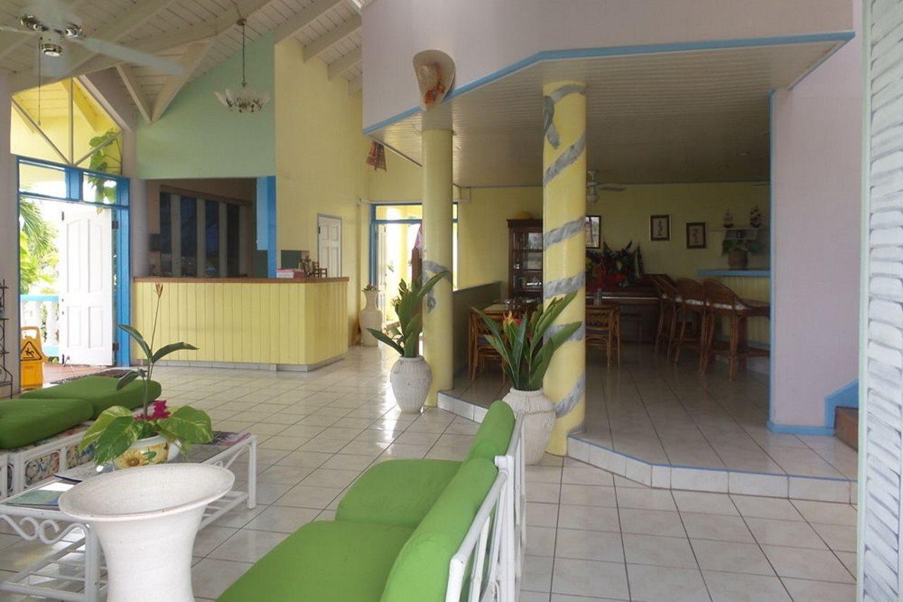 Dickenson Bay Anchorage Inn מראה חיצוני תמונה
