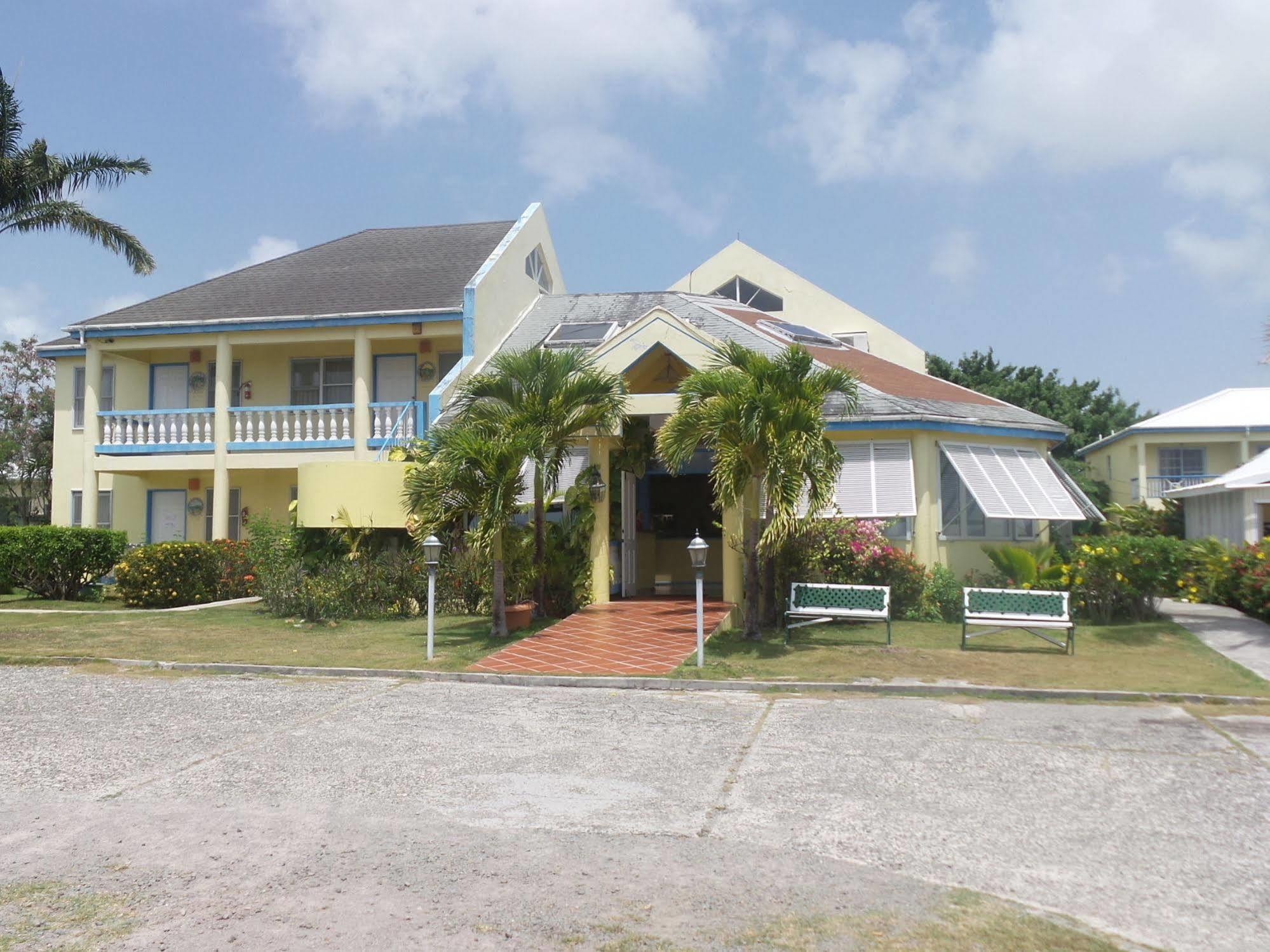 Dickenson Bay Anchorage Inn מראה חיצוני תמונה
